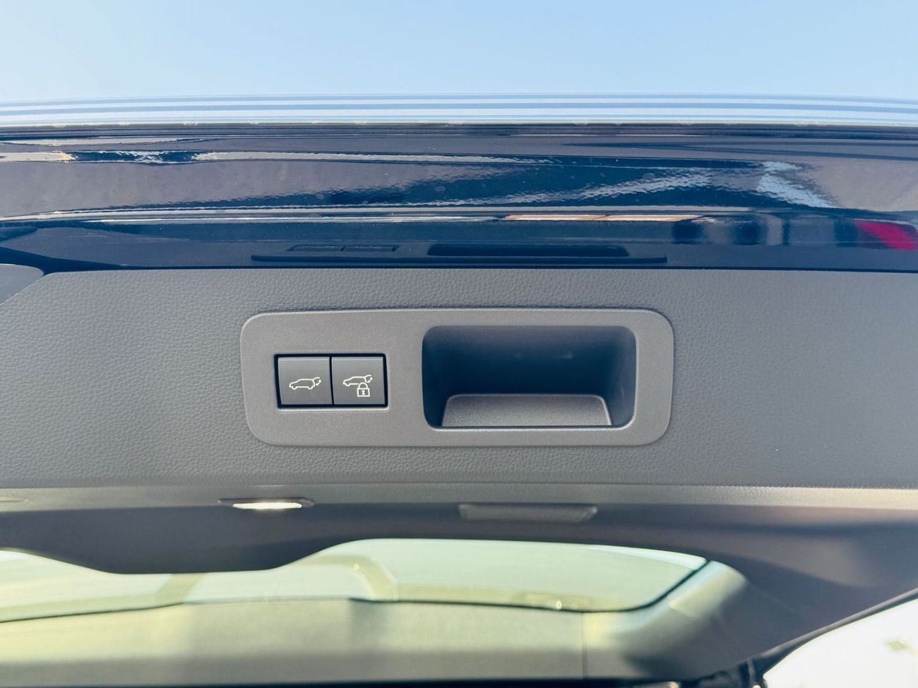 Toyota Land Cruiser TOYOTA LC300 VX 3.5L TWIN TURBO F/O A/T BLACK 2025