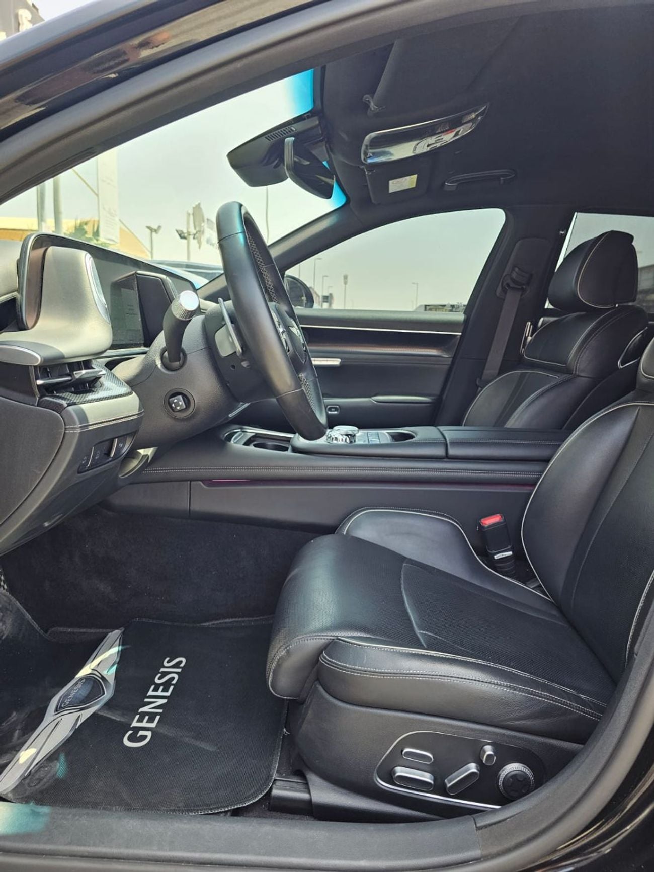 Genesis G90 PLATINUM