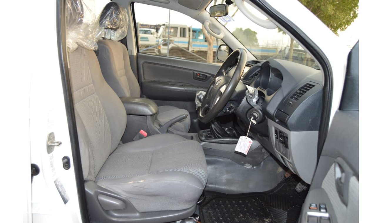 Toyota Hilux SR5 Diesel Right Hand Drive Clean Car