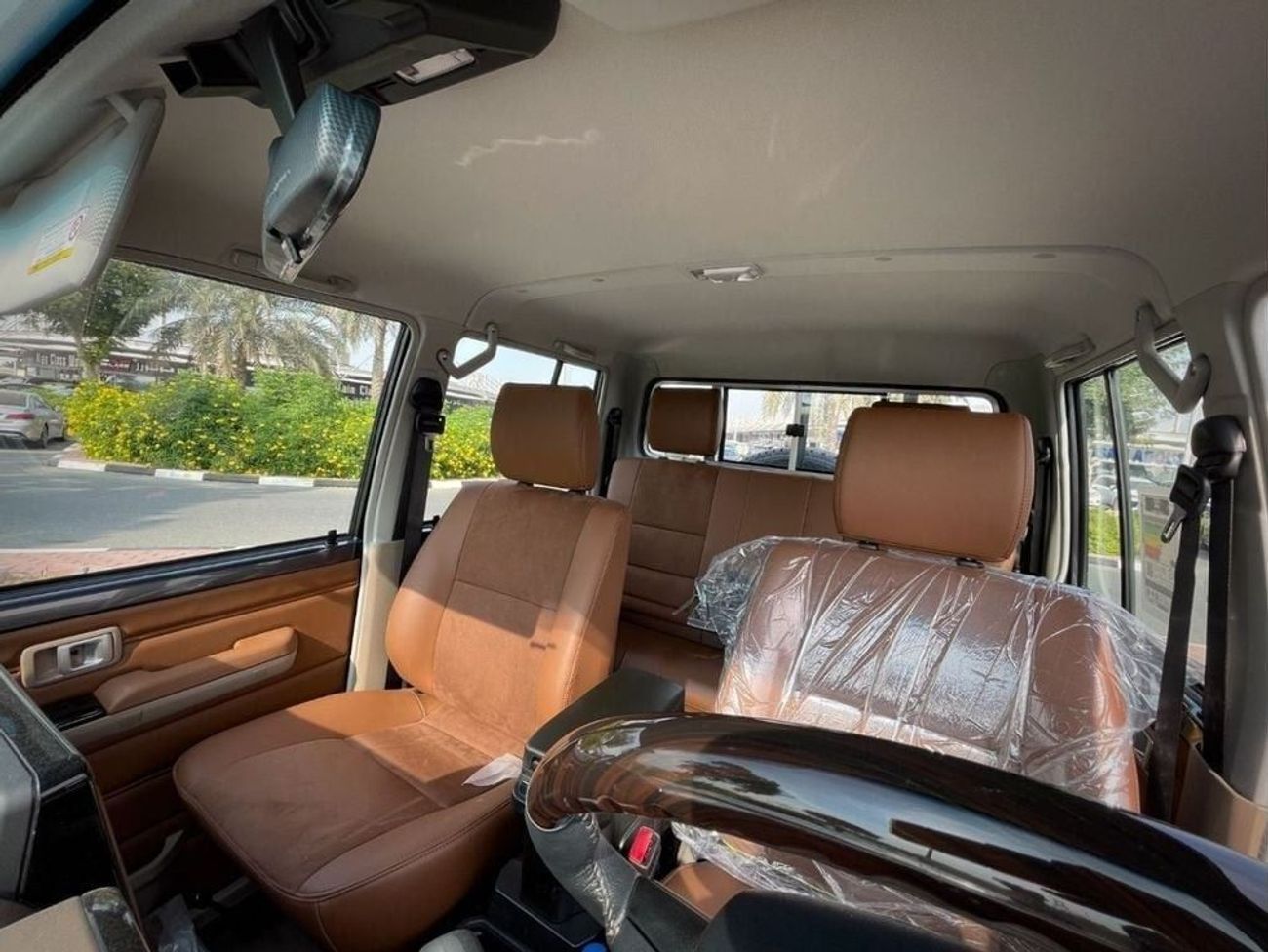 تويوتا لاند كروزر بيك آب TOYOTA LAND CRUISER 4.0 LTR V6 PETROL FULL OPTION AUTOMATIC 2024 MODEL