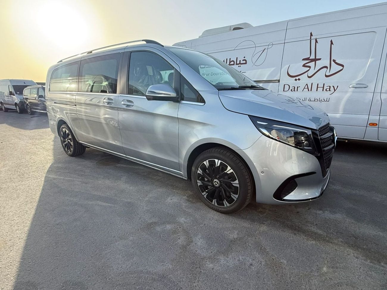 Mercedes Benz V300 Avantgarde Under Agency Warranty 2026 GCC