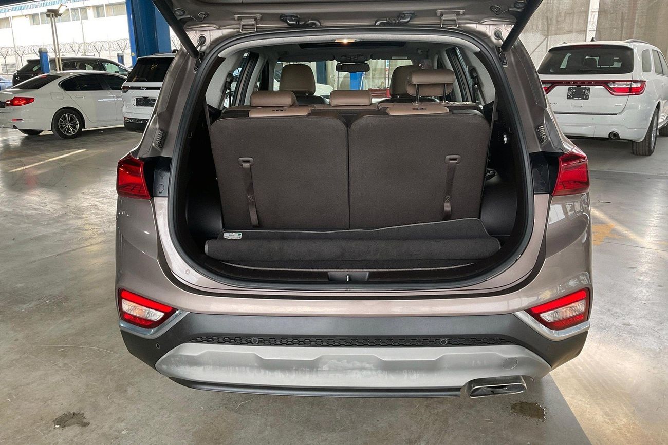 Hyundai Santa Fe Premium + | Carnival Sale • UP TO AED 20,000 OFF | Guaranteed Warranty | 0 Down Payment