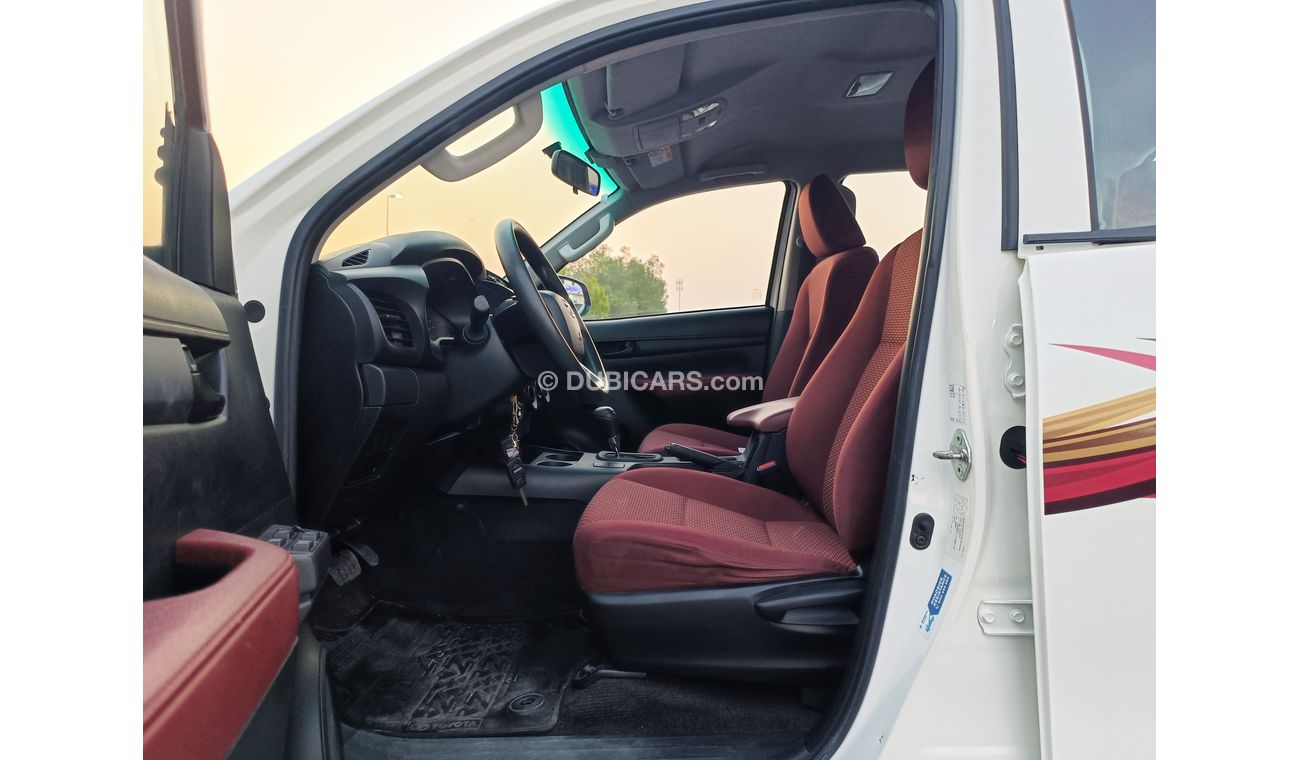 Toyota Hilux HILUX / V4 / 2.7L / AUTOMATIC / DVD / 4WD  / FULL OPTION (LOT # 26722 )