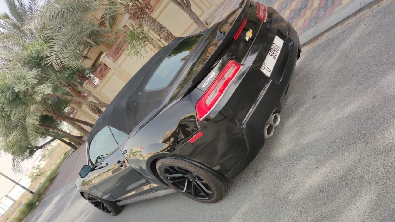 Chevrolet Camaro Z28 Comaro zl1 convertible, special car 750 hp upgraded, and agency very clean car manual transmission