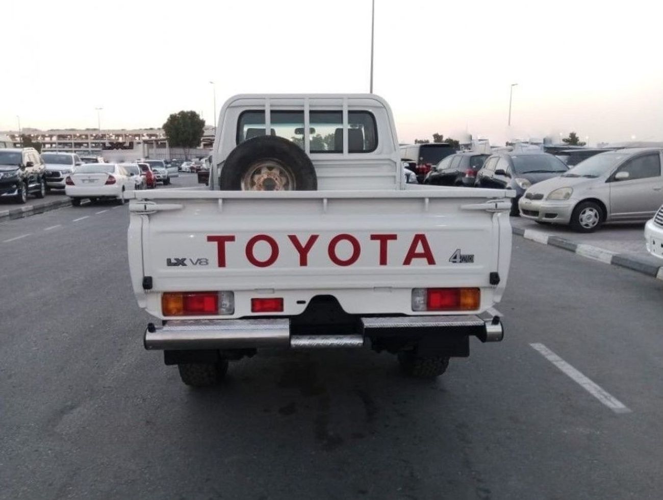 تويوتا لاند كروزر TOYOTA LAND CRUISER PICK UP (PM974)