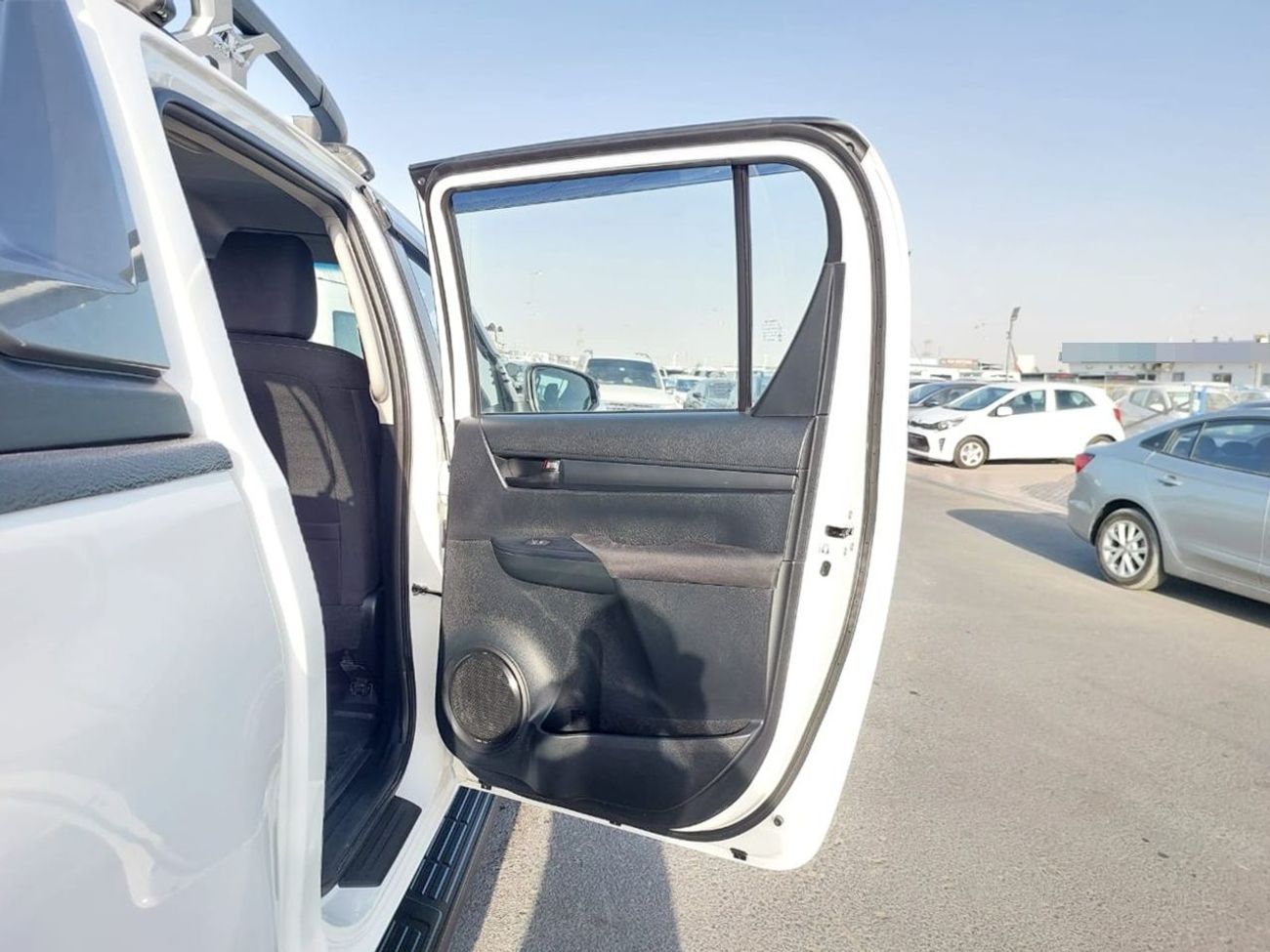 Toyota Hilux TOYOTA HILUX PICK UP RHD 2024 MODEL 2.8 L DIESEL AUTOMATIC(PM53949)