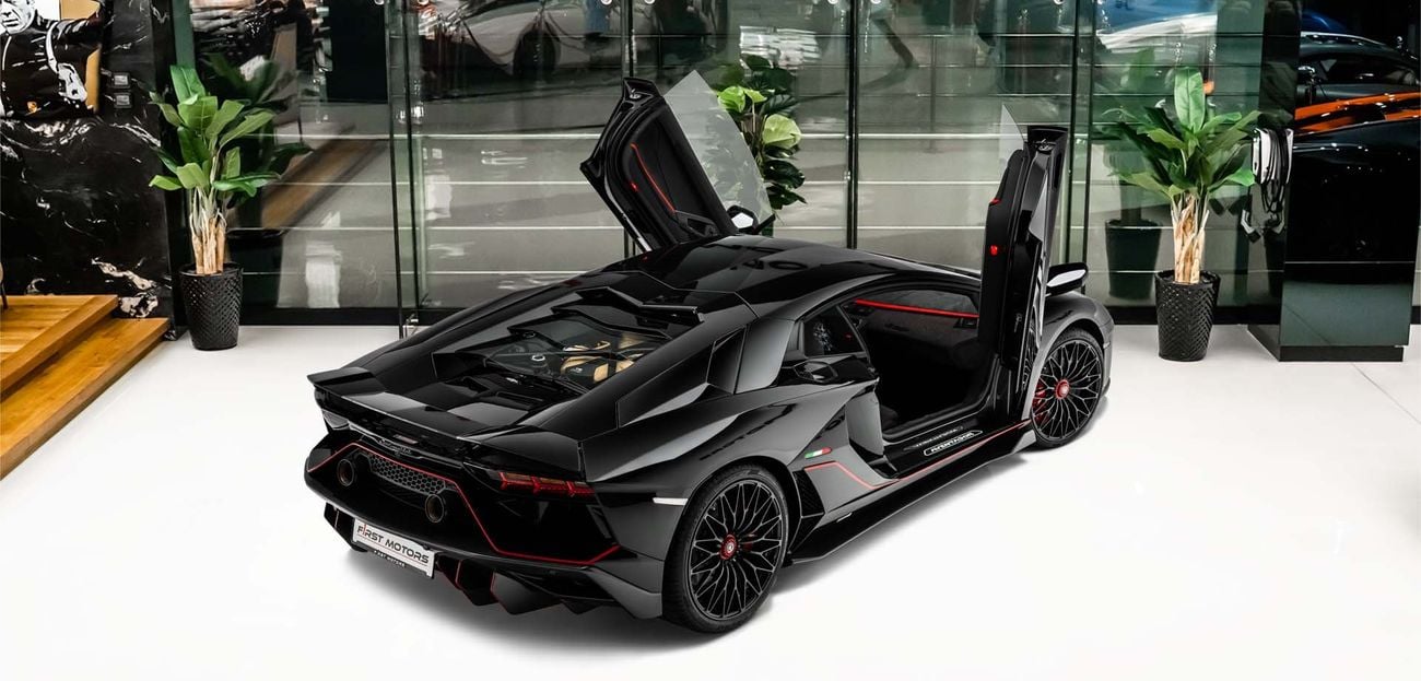 لامبورغيني أفينتادور 6.5L V12 Naturally Aspirated Engine