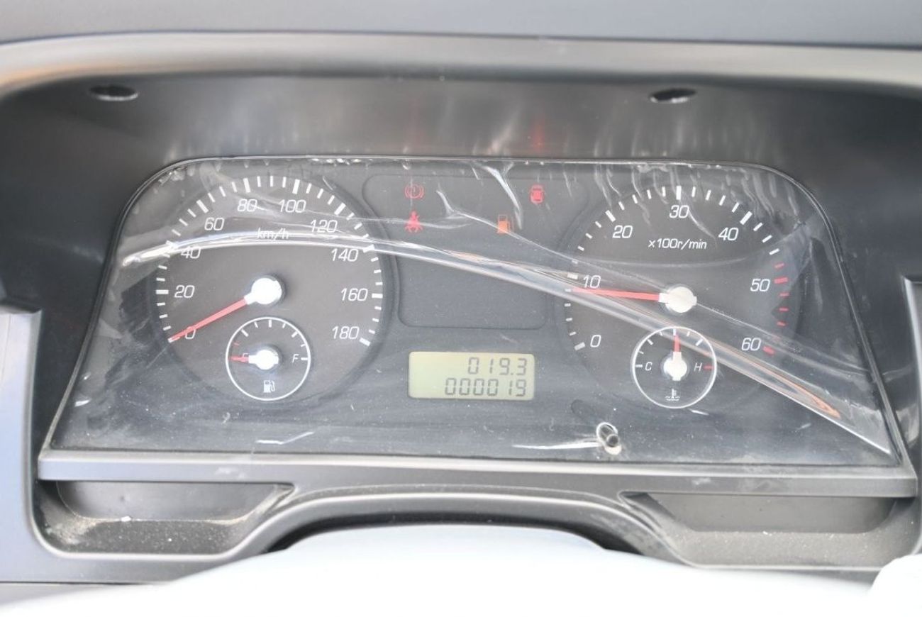 Golden Dragon XML6502E Golden Dragon XML6502E-P 2.2L Petrol, VAN, 4 Doors, Manual Transmission, Manual Window, 15 Seats, Co