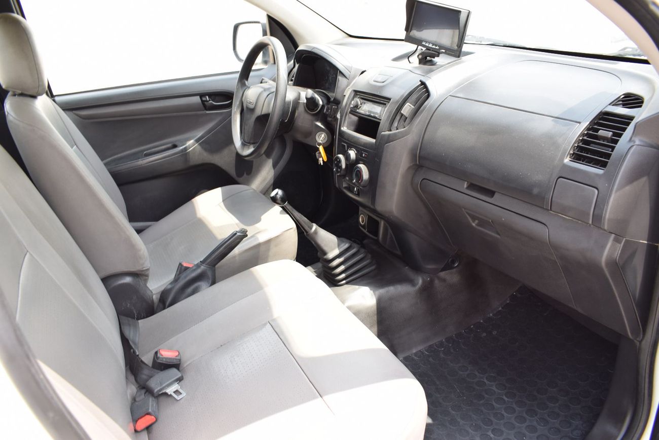 Isuzu D-MAX STD