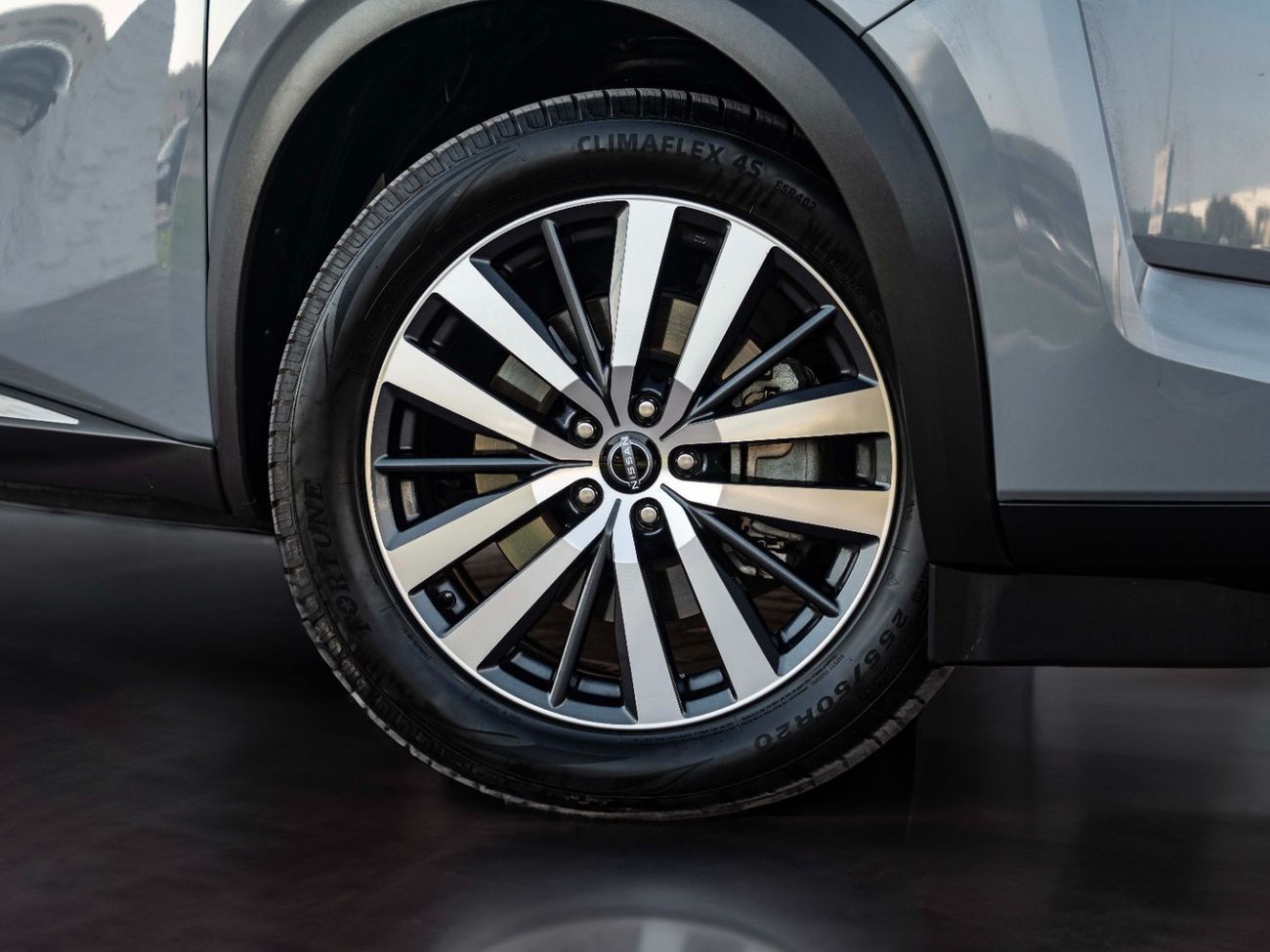 Nissan Pathfinder SL 3.5L (7 Seater)