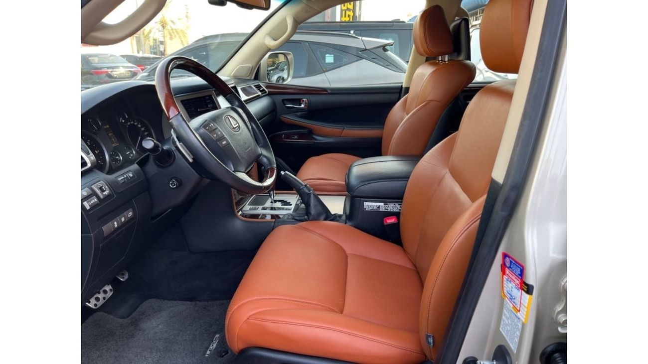 Lexus LX 570
