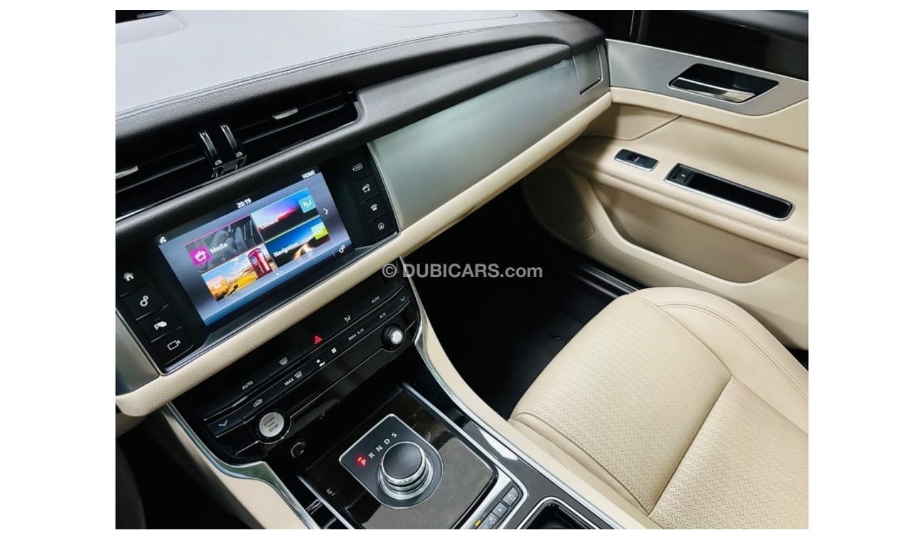 Jaguar XF Prestige GCC .. FSH .. Perfect Condition .. Top Range ..