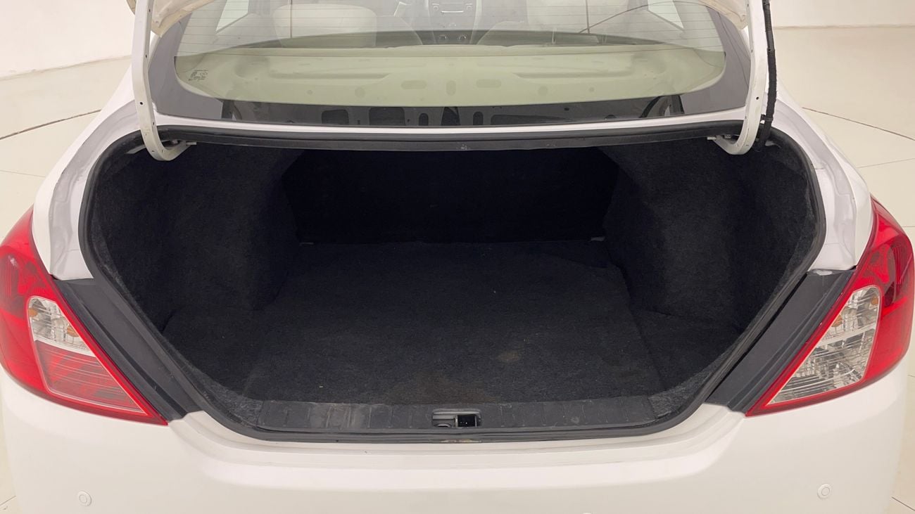 Nissan Sunny SV 1.5 | Zero Down Payment | Home Test Drive