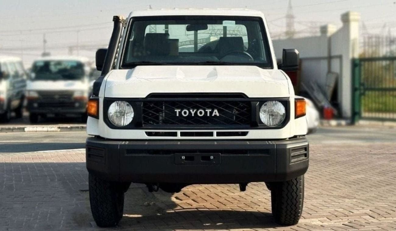 Toyota Land Cruiser Pick Up Toyota Land Cruiser Pick up LC79 SC 4.2L Diesel MY2024 V6 0KM