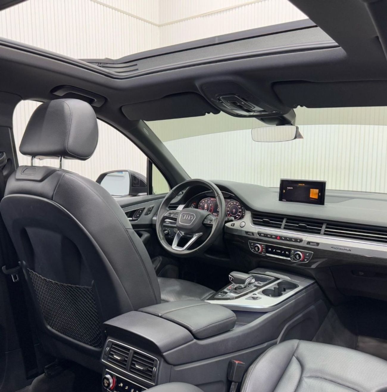 أودي Q7 55 TFSI quattro 3.0L 2019 Audi Q7 V6 55 TFSI Quattro, 1 Year Warranty, Agency Full Service History,