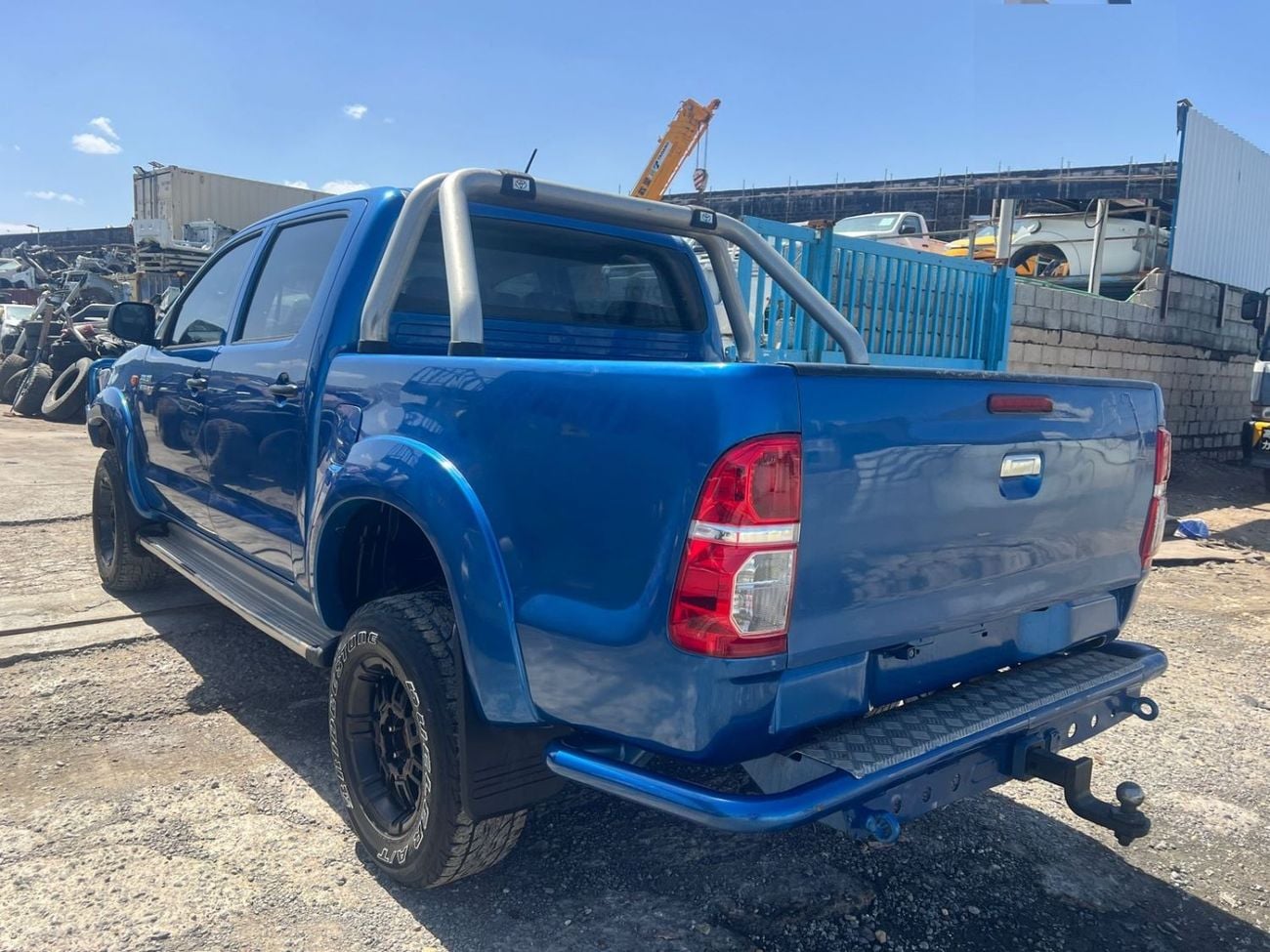 تويوتا هيلوكس RIGHT HAND DRIVE ONLY FOR EXPORT 3.0 LITER