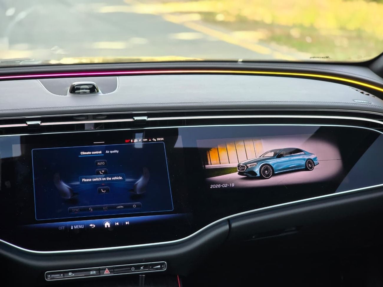 Mercedes-Benz E300 MERCEDES E-300 2024 // ORGINAL PAINT // LOW MILEAGE // PERFECT CONDITION // FULL OPITION