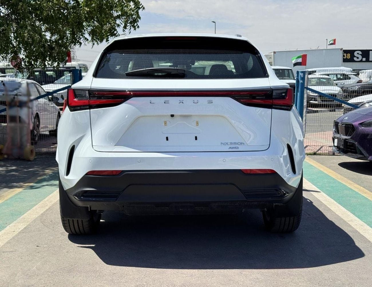 لكزس NX350h HEV LUXURY / 2.5L PETROL V4 / RADAR / PANORAMIC ROOF / LEATHER WITH POWER SEATS (CODE # NXP3HEV)