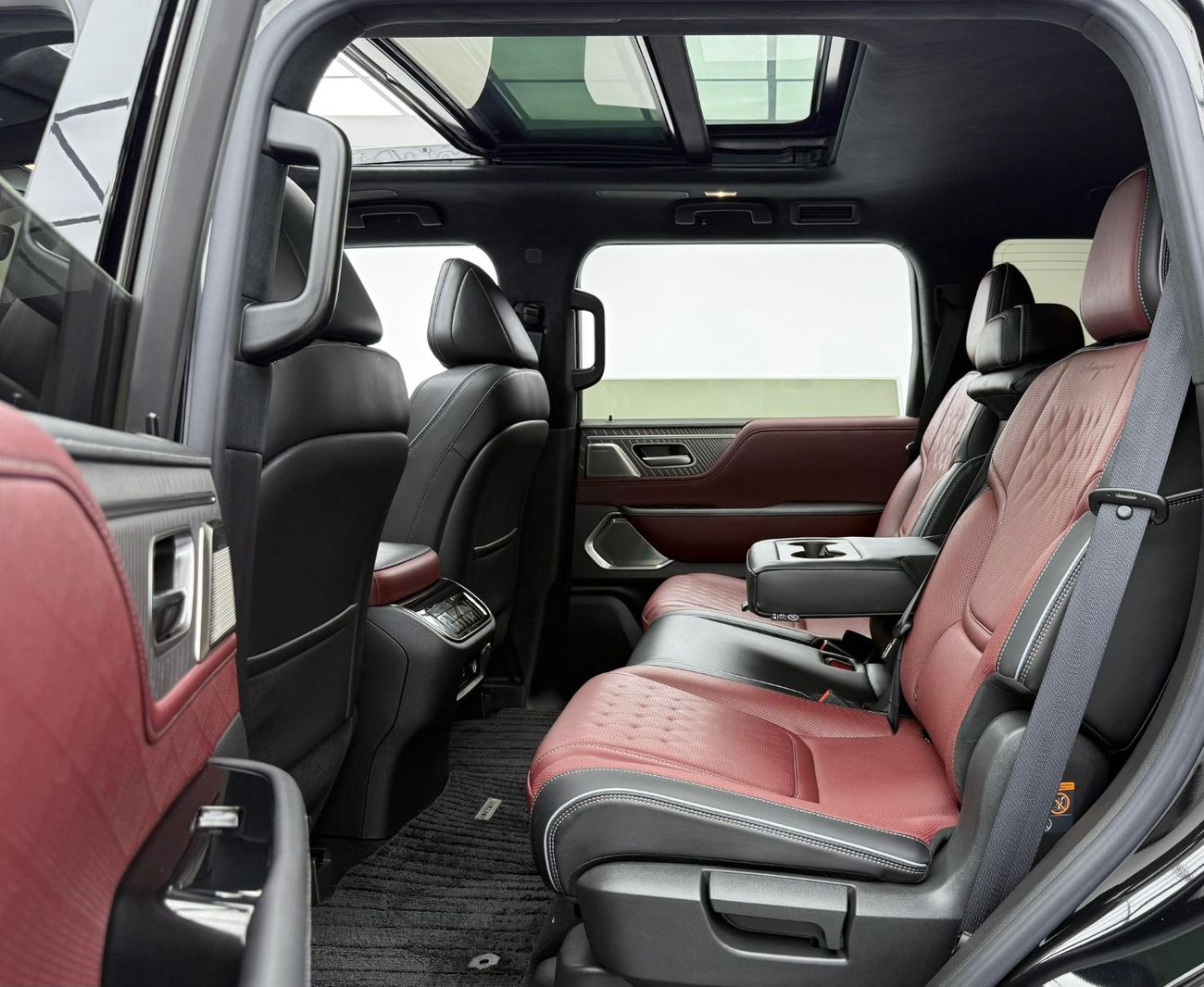 Infiniti QX80 Autograph Bench Chairs 3.5L 2025 Infiniti QX80 Autograph, 5 Years Infiniti Warranty, Full Infiniti S