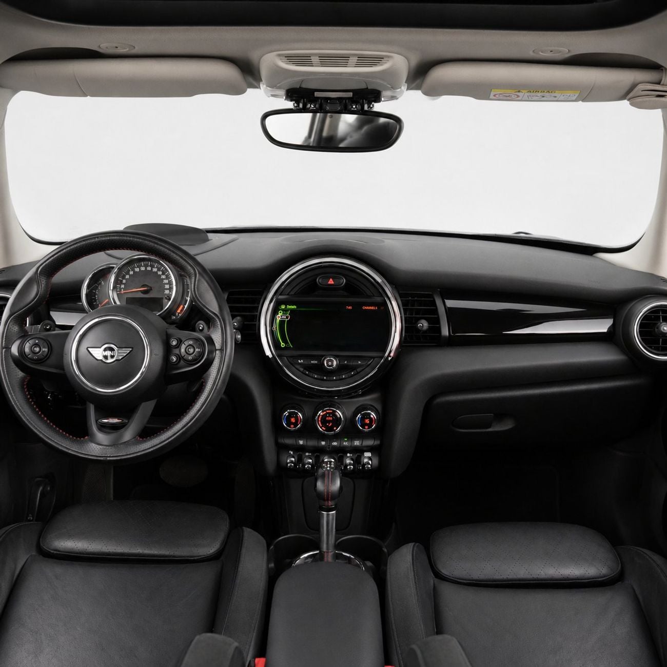 Mini Cooper S STANDARD AED 1,089 P.M • 0% Downpayment • MINI Cooper S • 1 Year Warranty