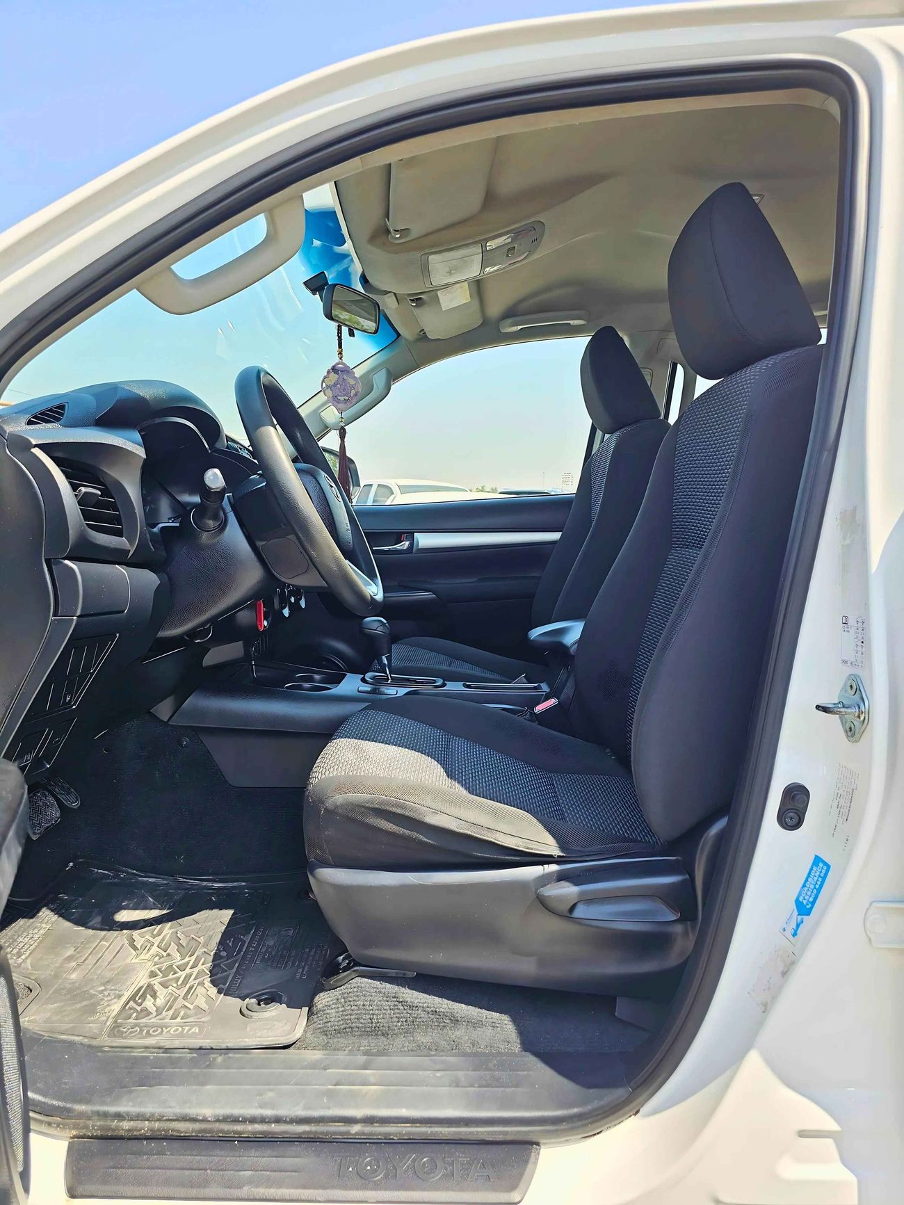 تويوتا هيلوكس AUTOMATIC/ PATROL 4WD/ WIDE BODY/ EXPORT ONLY / LOT#43226