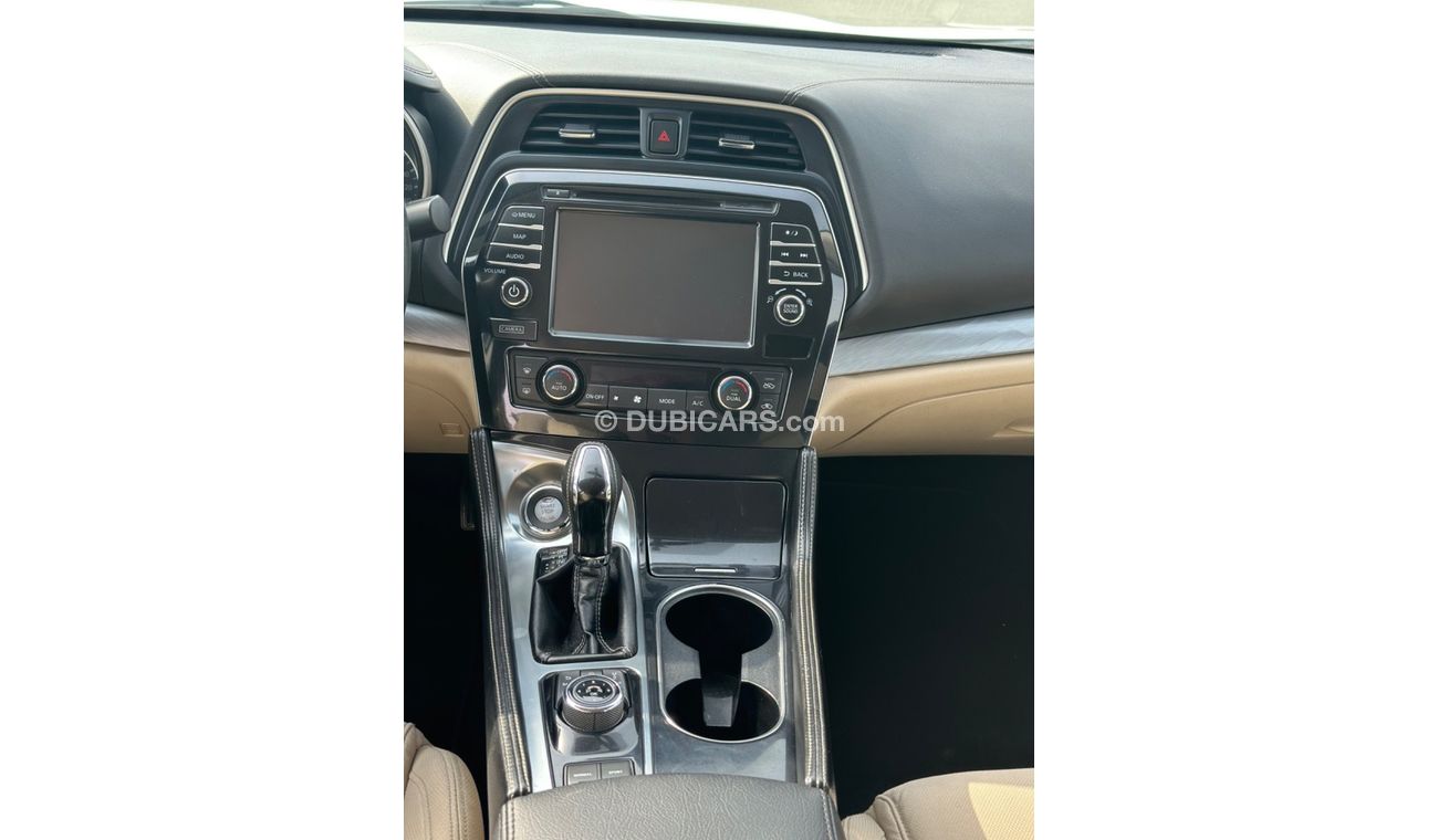 Nissan Maxima Model 2016 GCC CAR PERFECT CONDITION INSIDE AND OUTSIDE FULL ELECTRIC CONTROL STEERING CONTROL