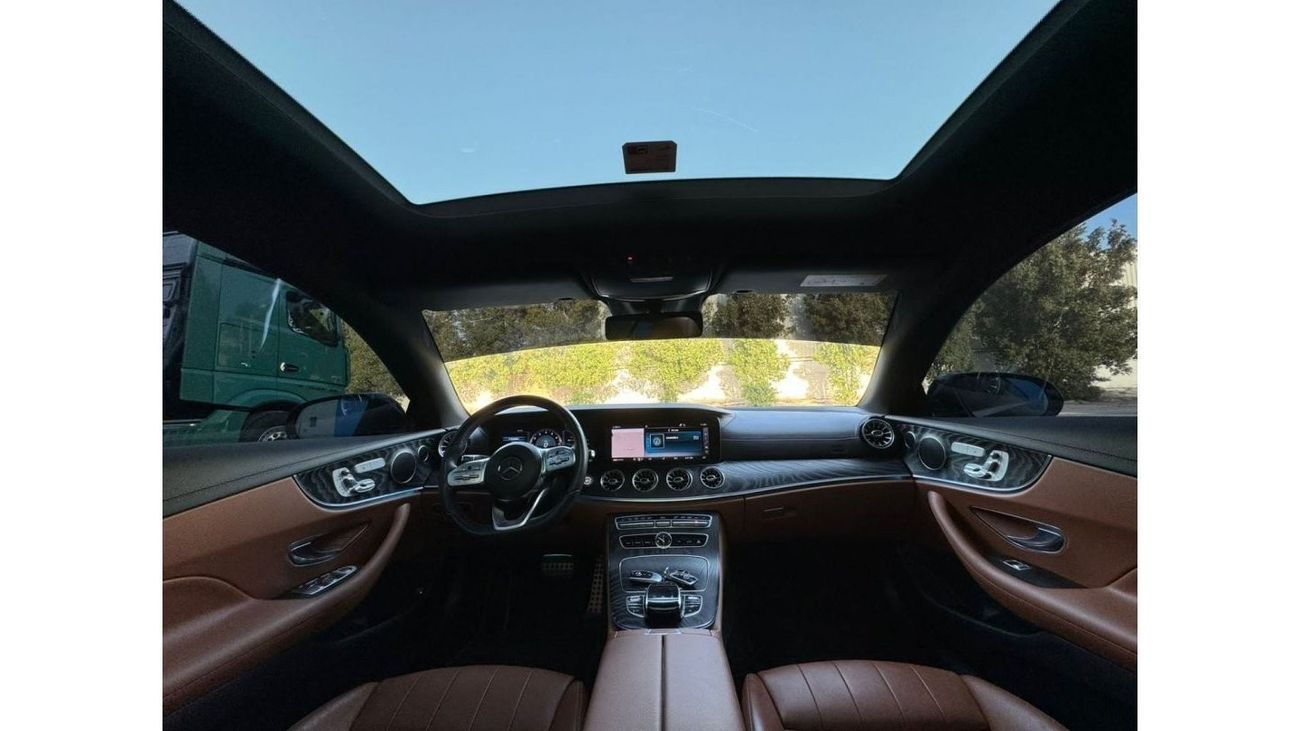 Mercedes-Benz E200 Std