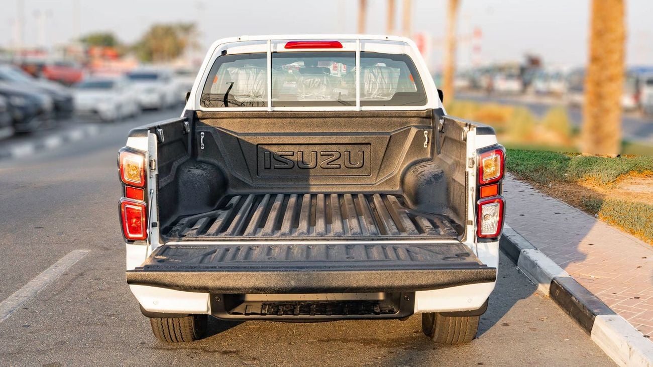 إيسوزو D ماكس 2025 ISUZU D-MAX GT Double Cabin 4x4 3.0L Diesel - GCC (White)