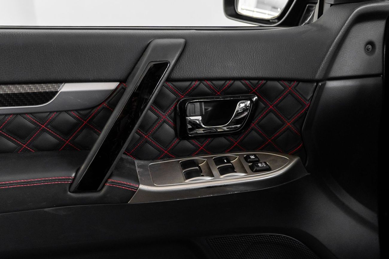 Mitsubishi Pajero GLS Base 3.5L (5 Seater) 3.8L Signature / Full Mitsubishi Service History