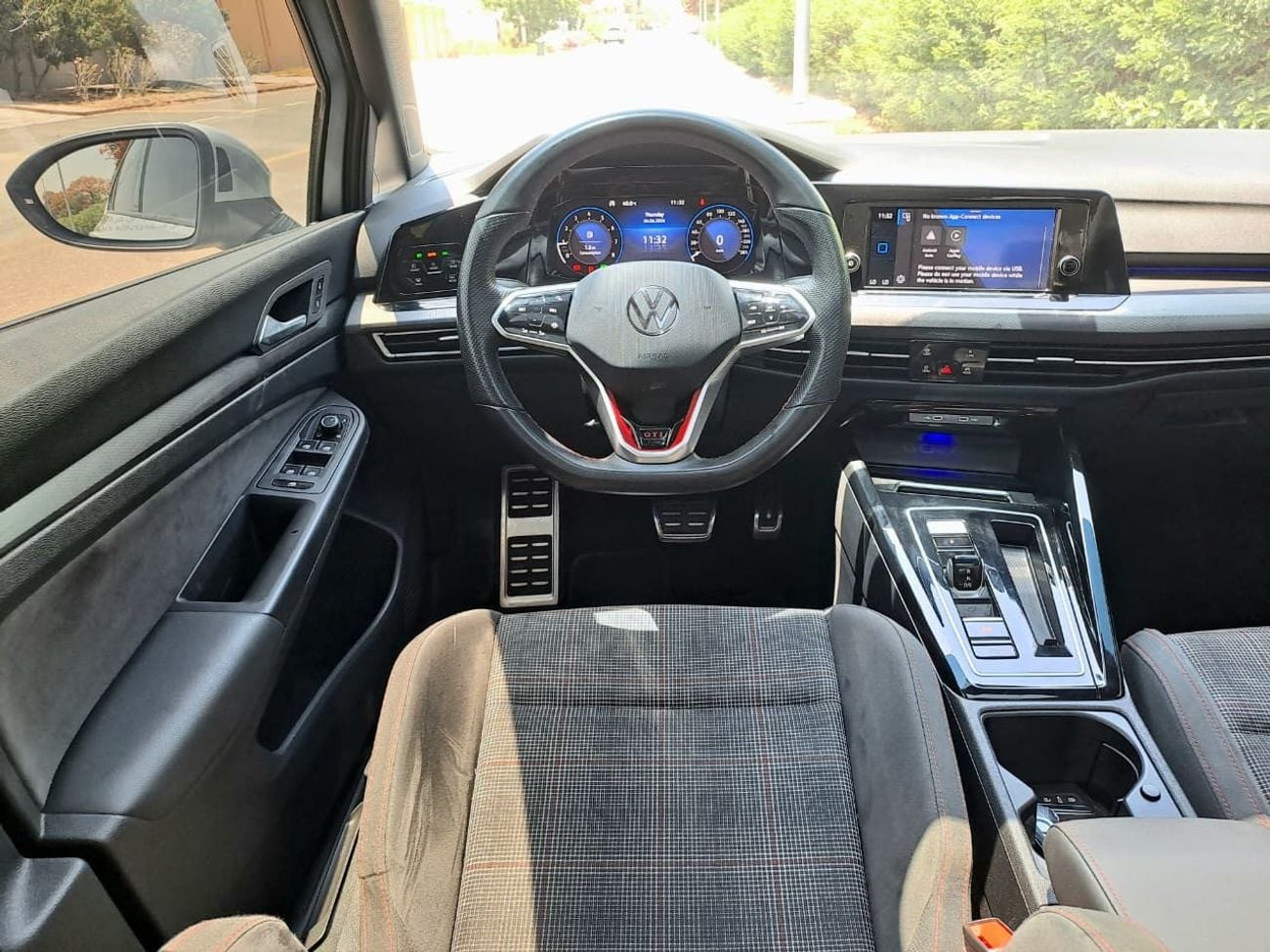 Volkswagen Golf 1,456-MONTHLY | 2.0 TURBO GOLF GTI P1 | PANORAMIC SUNROOF | WARRANTY