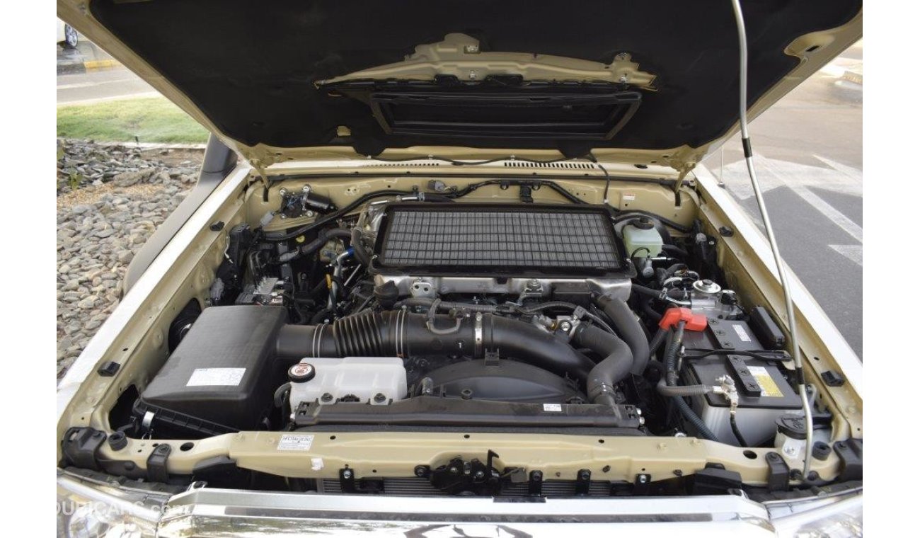 Toyota Land Cruiser 78 Hardtop V8 4.5L Turbo Diesel 9 Seat Wagon