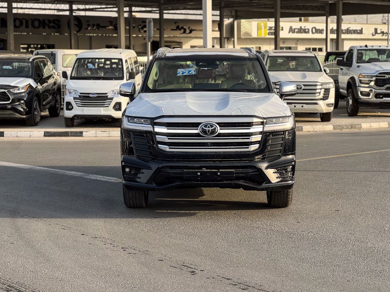 تويوتا لاند كروزر EXPORT ONLY - 2026 LC300 VX 4.0L (Highest Spec - Oman)