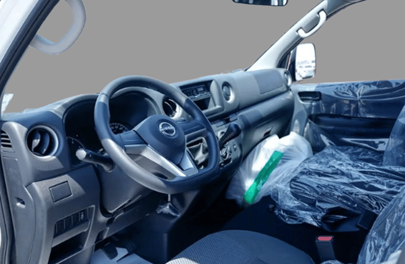 نيسان أورفان HIGH ROOF WIDE BODY ECTAI0039 – 2026 Nissan Urvan High Roof Passenger Van – 2.5L Diesel Manual – 15 Seater Wide Body – W