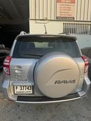 Toyota RAV4 Limited 2.5L