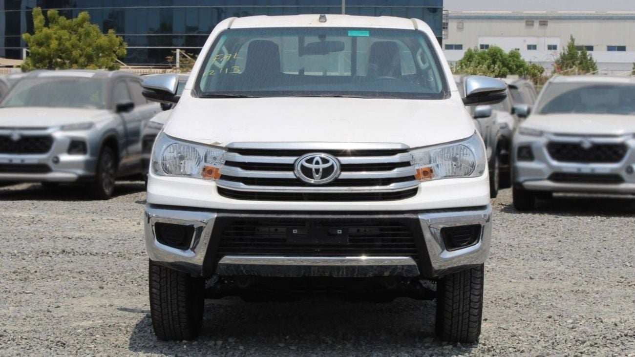 Toyota Hilux TOYOTA  HILUX 2.7L MT BASIC GCC