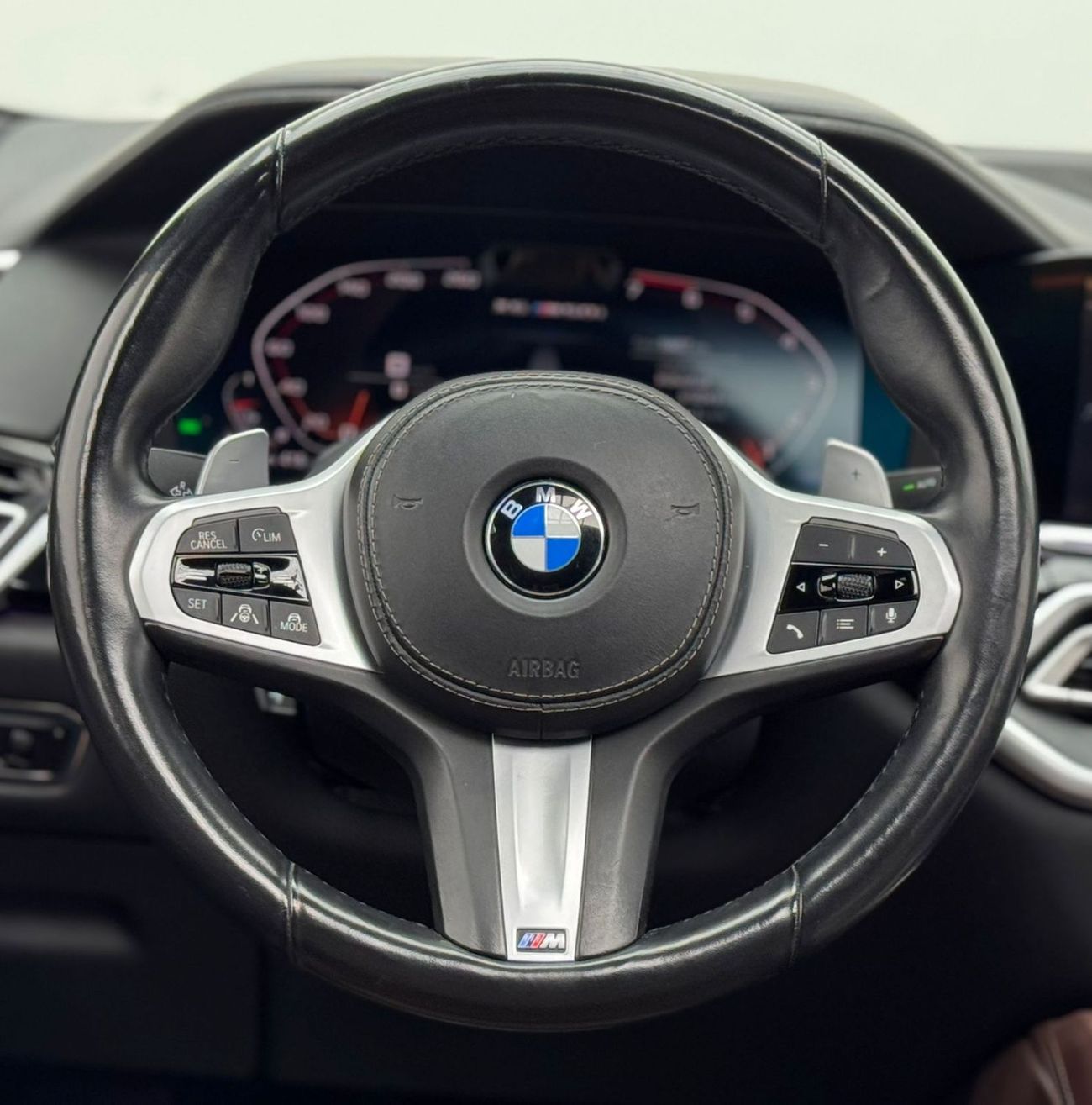 بي أم دبليو X6 M50i 4.4L 2022 BMW X6 M50i, BMW Service History, 2027 BMW Warranty and Service Pack, GCC