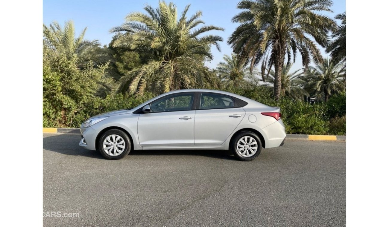 Hyundai Accent GL Hyundai Accent  (GCC  _ SPEC) - mobile 2020 - VERY GOOD CONDITION