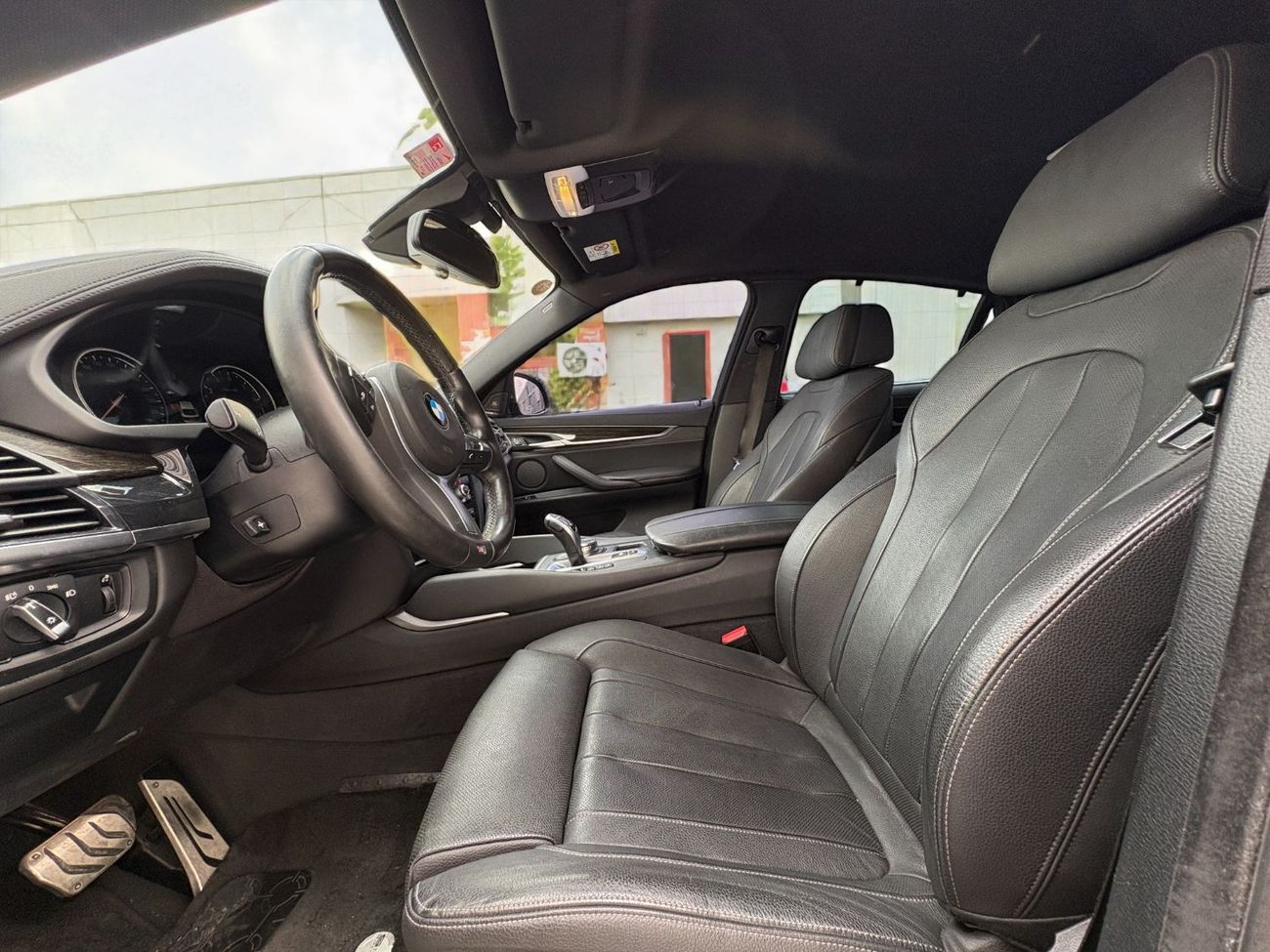 BMW X6 50i M Sport 4.4L xDRIVE50i M KIT TWIN TURBO | 4.4L V8 – 450 BHP | 2019 | JAPANESE SPECS | AED 2,780 