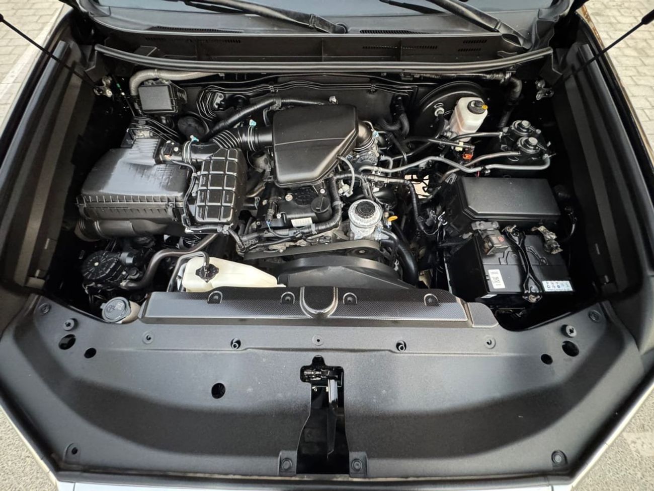 تويوتا برادو 2018 Model V4 2.7L GCC Specification Car is Very Clean And Perfect Condition