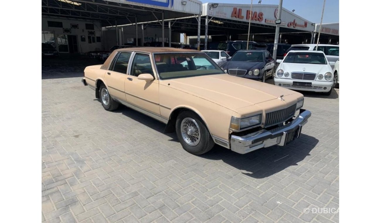 Chevrolet Caprice 1988 model gulf 8 cylinder