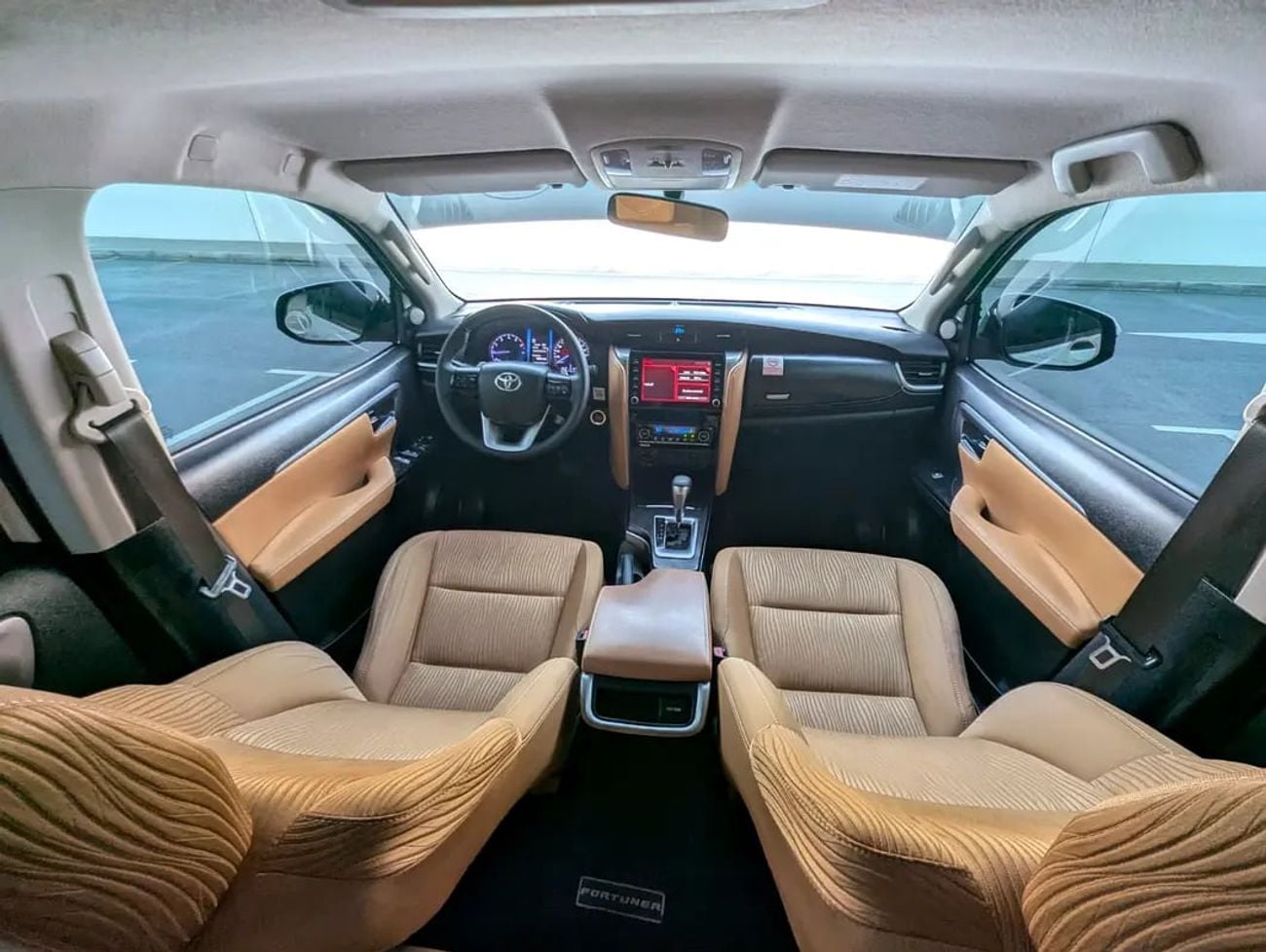 Toyota Fortuner GXR 4.0L V6 GCC Specs | 4WD | Full Service History | Excellent Condition