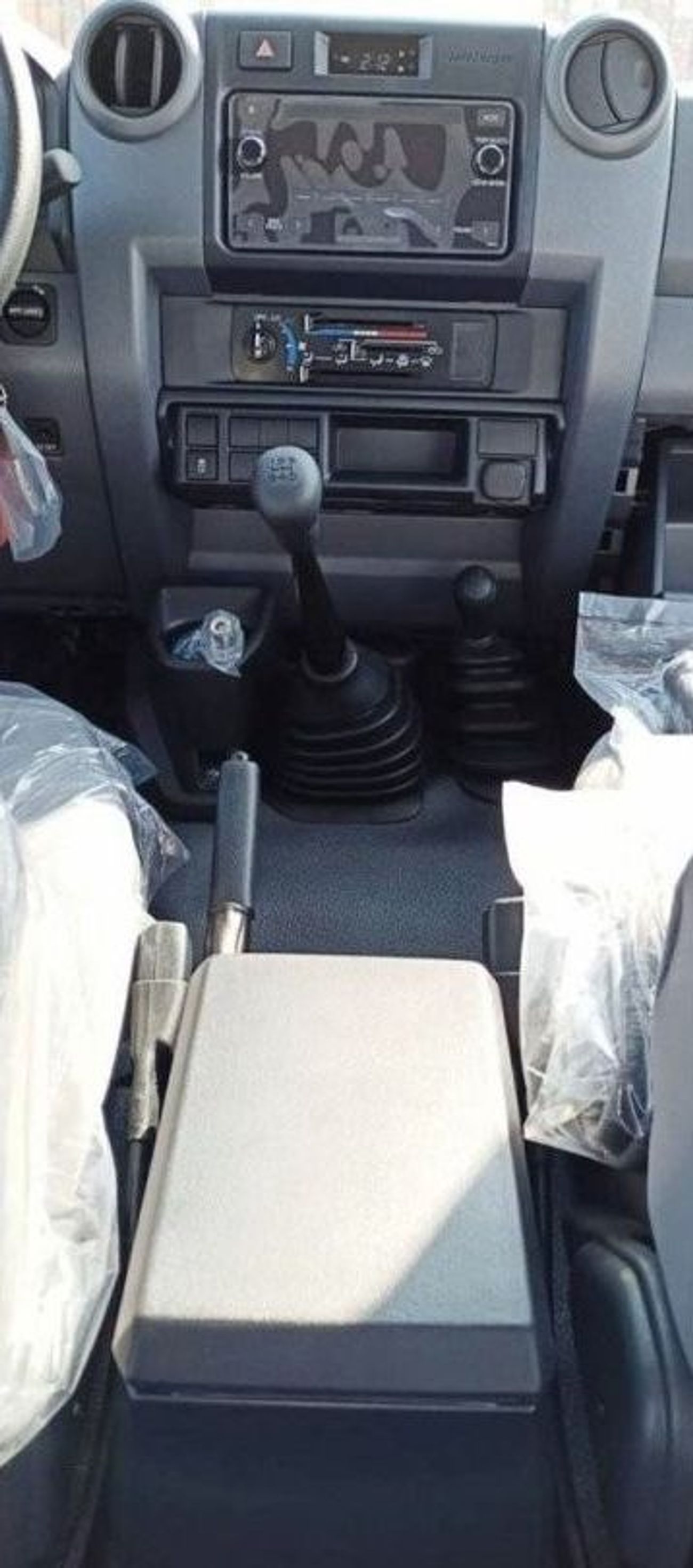 Toyota Land Cruiser Pick Up LAND CRUISER LC79 4.2L V6 DIESEL