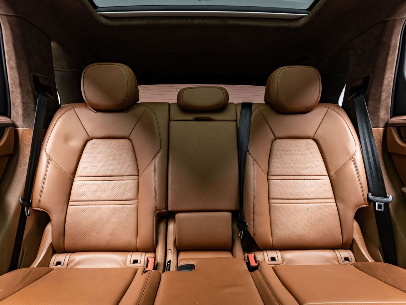 Porsche Cayenne Base 2023 Porsche Cayenne, April 2028 Porsche Warranty, Full Service History, Low KMs, GCC