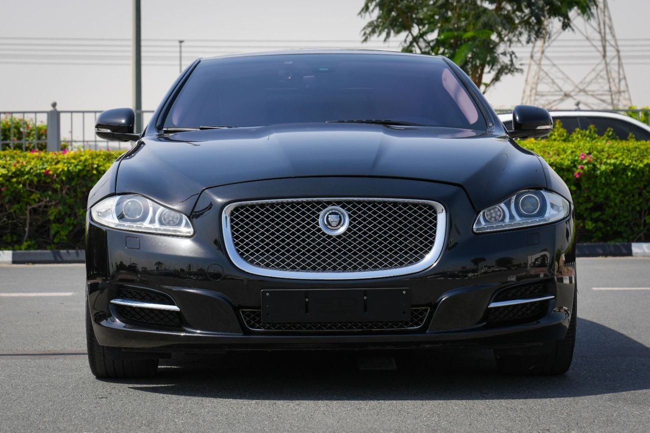 جاكوار XJ L 2011 PORTFOLIO!! 5.0 V8 HSE!! KOREAN SPECS