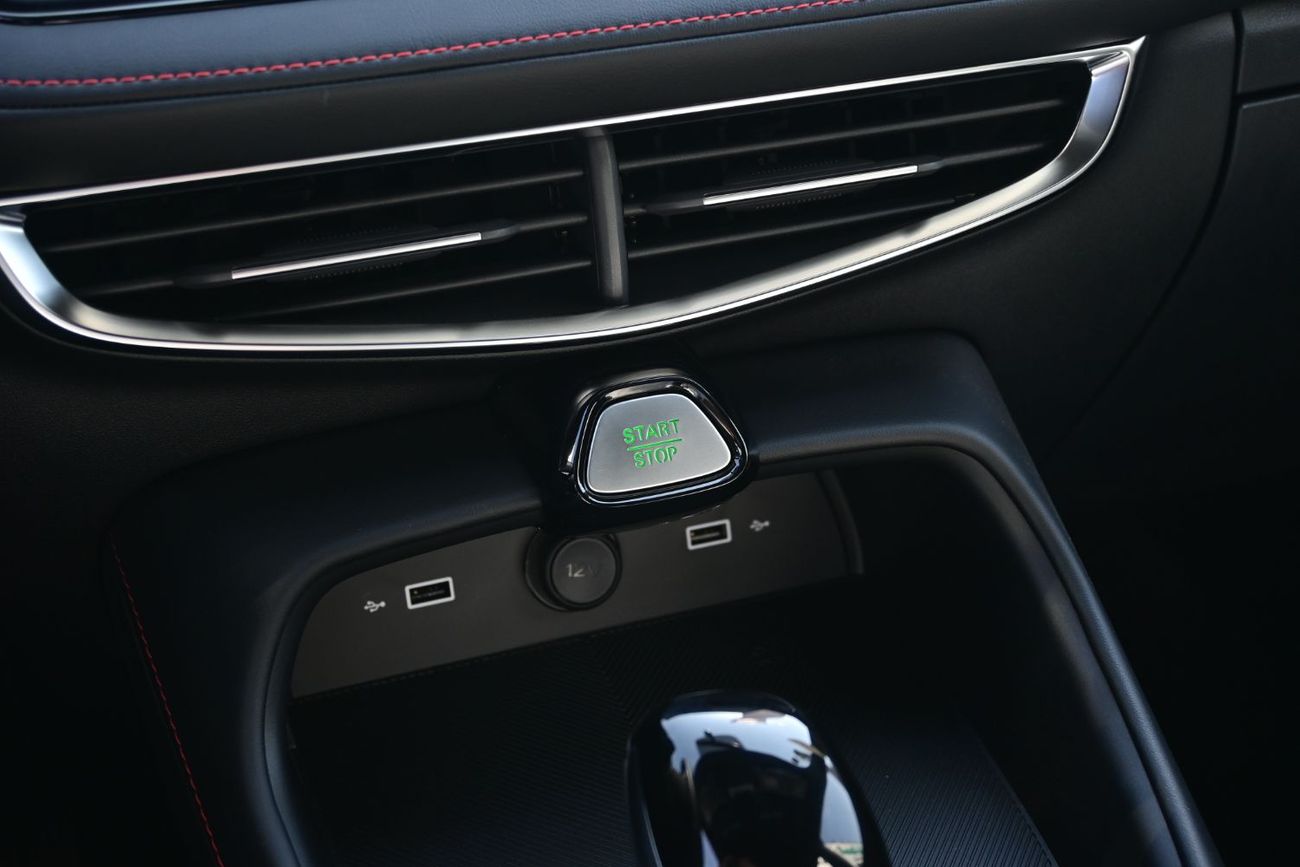 MG 5 MG MG5 1.5L CVT Petrol, FWD Model 2025 Color White