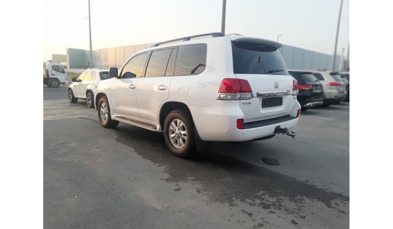 Toyota Land Cruiser الامارات الشارقة سوق الحراج الإمارات