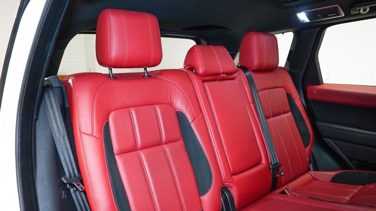 لاند روفر رينج روفر سبورت AED 4,536 PM | Warranty 05-2027 | GCC