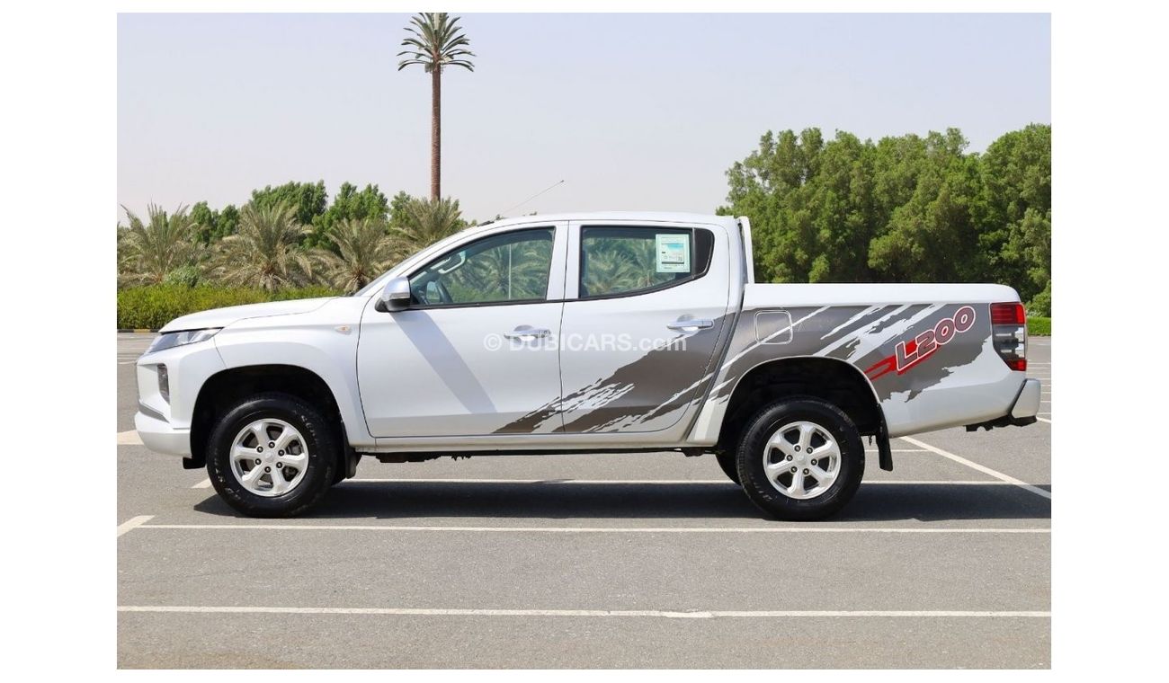 Mitsubishi L200 Double Cab 2.4L | M/T | Petrol Engine | GCC Specs | Like New Condition