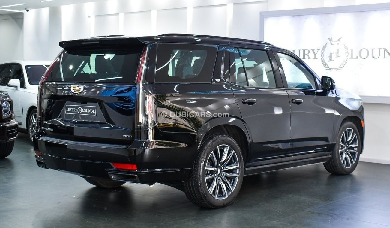 Cadillac Escalade CADILLAC ESCALLADE 600 SPORT PLATINUM 2023 GCC UNDER WARRANTY AND SERVICE CONTRACT