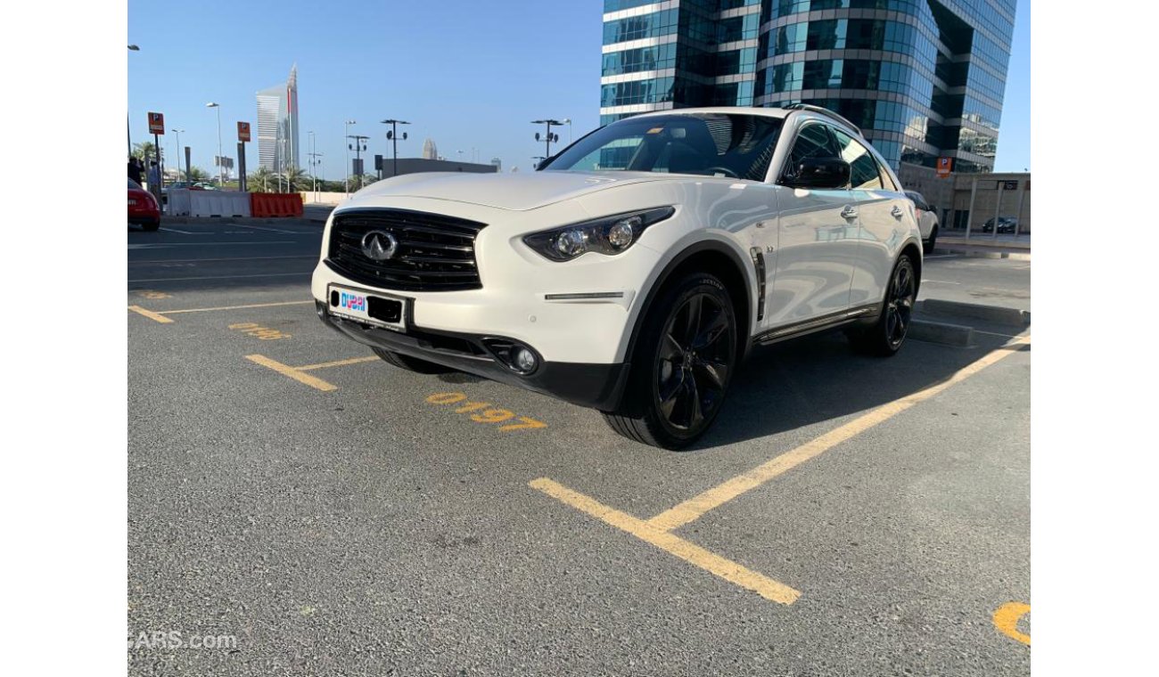 Infiniti QX70 Sports